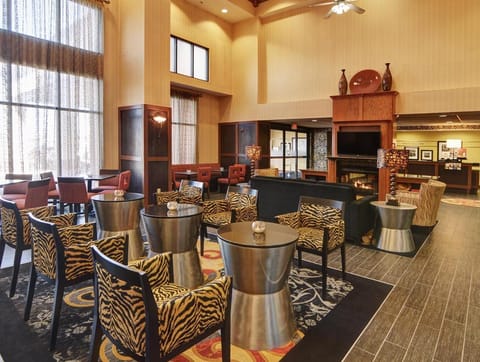 Hampton Inn & Suites Lawton Hotel in Lawton