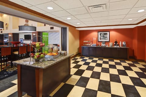 Hampton Inn & Suites Lawton Hotel in Lawton