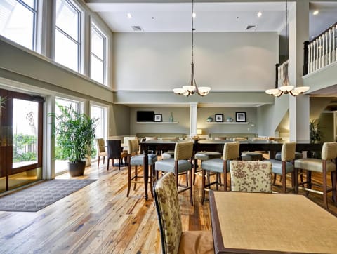 Hampton Inn & Suites Charleston/Mt. Pleasant-Isle of Palms Hotel in Mount Pleasant