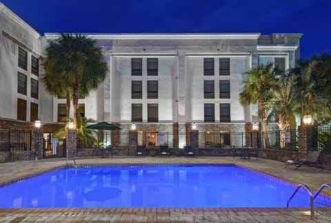 Hampton Inn Charleston/Mt. Pleasant-Patriots Point Hotel in Mount Pleasant