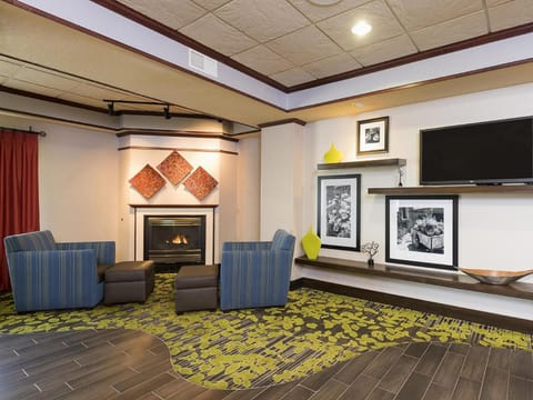 Hampton Inn Mt. Pleasant Hotel in Mount Pleasant