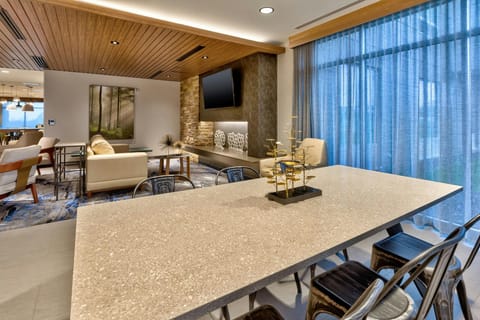 Fairfield by Marriott Inn & Suites Grand Rapids North Hotel in Grand Rapids