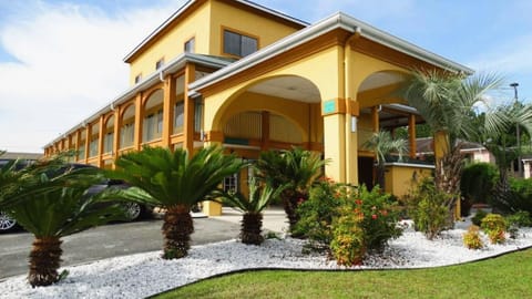 Savannah Inn Savannah I-95 North Hotel in Port Wentworth