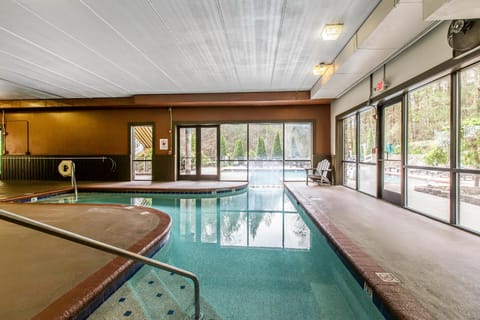 Hilton Vacation Club MountainLoft Gatlinburg Hotel in Gatlinburg