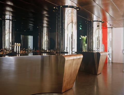 Bar/lounge