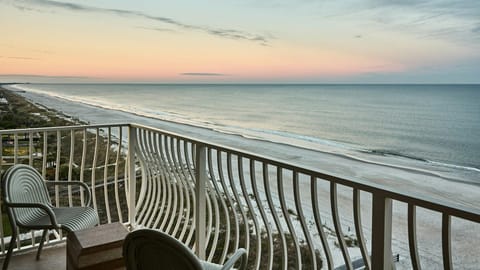 Dune House Hotel and Spa Resort in Atlantic Beach