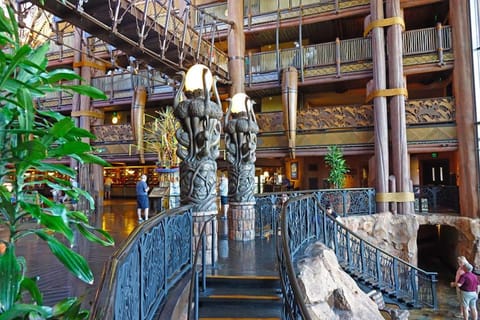 Disney's Animal Kingdom Villas - Kidani Village Hotel in Bay Lake