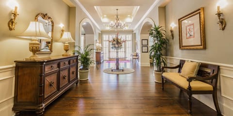 Hampton Inn & Suites Savannah Historic District Hotel in Savannah