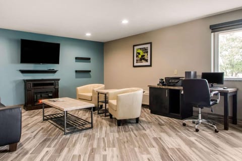 Quality Inn Madison West Near University Area Hotel in Madison