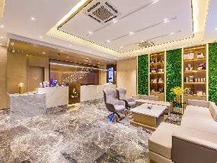 Lavande Hotel Tianjin Huayuan Hotel in Tianjin