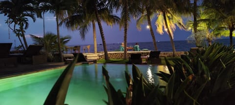 1000 Dream Bungalow & Restaurant Hotel in Buleleng