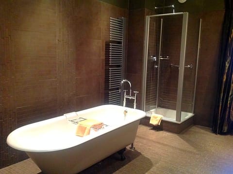 Tufton Arms Hotel Apartment hotel in Moot Hall