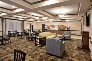 Holiday Inn Express Hotel & Suites Moultrie By IHG Hotel in Georgia