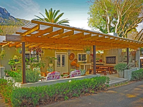 Waterland Lodge in Cape Town