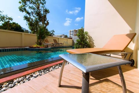 Airport Beach Hotel Hotel in Mai Khao