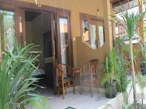 Brekele Berawa Beach House Resort in North Kuta