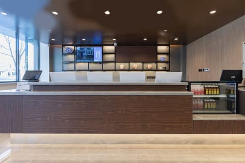 Hanting Premium Hotel Beijing Shijingshan Amusement Park Hotel in Beijing