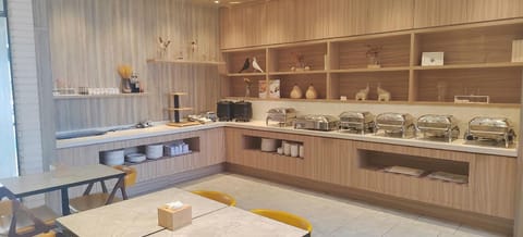 Hanting Premium Hotel Tianjin Huabei Group Metro Station Hotel in Tianjin