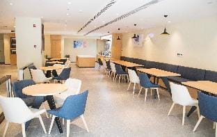 Hanting Hotel Beijing Beiqing Road Yongfeng Science and Technology Park Hotel in Beijing