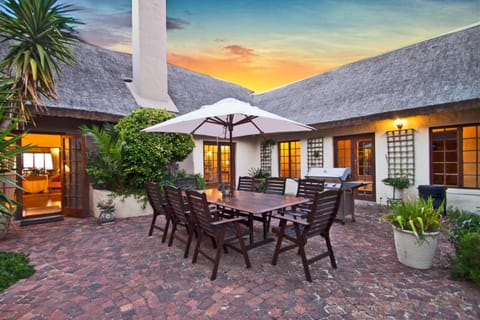 4 Wild Rose Country Lodge Lodge in Cape Town