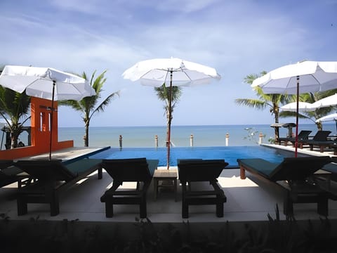 The Shambhala Khaolak Resort Resort in Khuekkhak