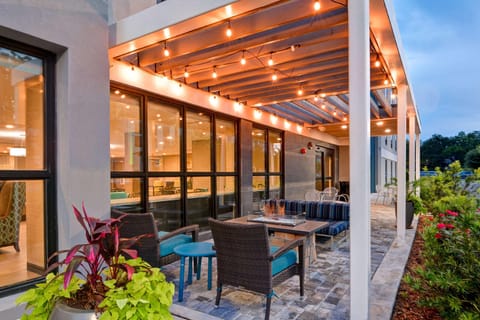 Home2 Suites by Hilton Pensacola I-10 at North Davis Hwy Hotel in Pensacola