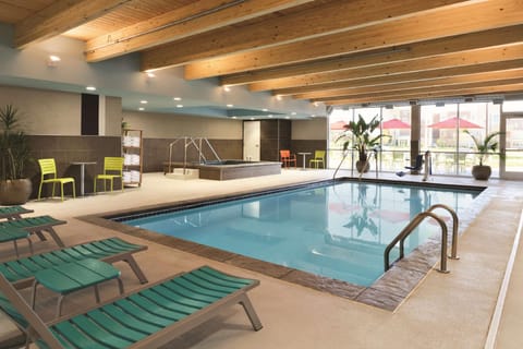 Home2 Suites by Hilton Iowa City-Coralville Hotel in Coralville