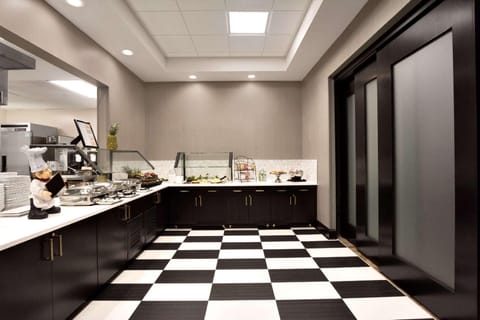 DoubleTree by Hilton Charleston Mount Pleasant Hotel in Shem Creek