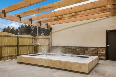 MainStay Suites Gaylord Hotel in Gaylord