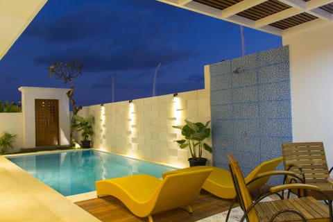 Kubu Kutus Villa Hotel in Mengwi