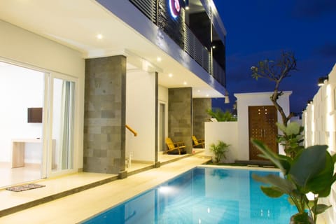 Kubu Kutus Villa Hotel in Mengwi