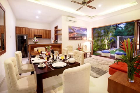 Lucia Villa Seminyak Beachside Hotel in Kuta