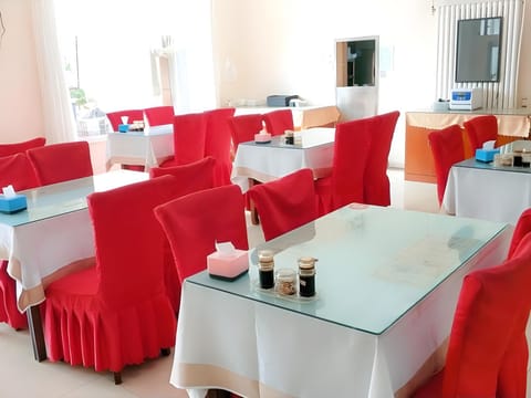 Green Tree Inn Tianjin Dongli Development Zone Metro Station Binhai Airport Hotel in Tianjin