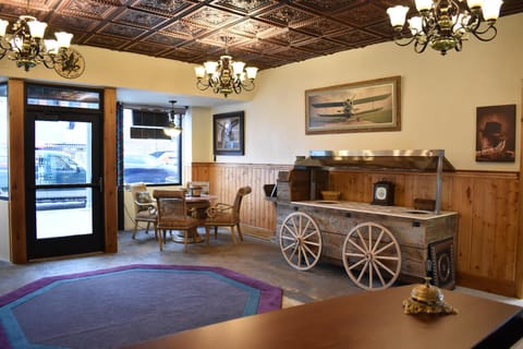 Silver Horseshoe Inn Hotel in Saint Anthony