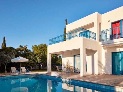 Azzurro Luxury Holiday Villas Resort in Peyia