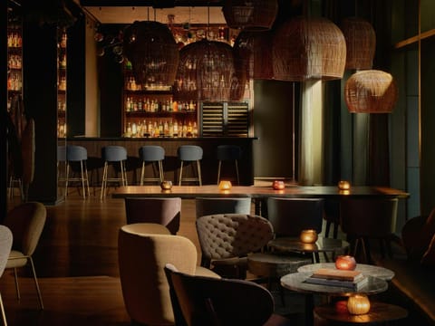 Bar/lounge