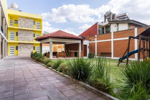 Capital O Hotel Emperadores Inn, Atlixco Hotel in Atlixco