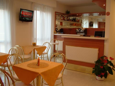Bar/lounge