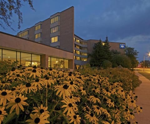 Hotel Mead and Conference Center Hotel in Wisconsin Rapids