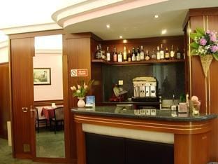 Bar/lounge