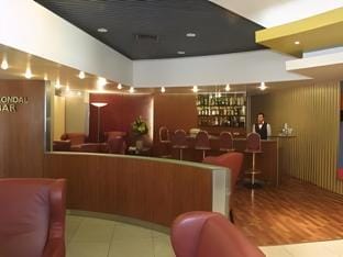 Bar/lounge