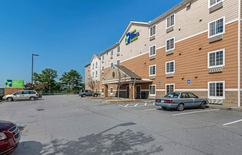 Extended Stay America Select Suites - Atlanta - Chamblee Hotel in Chamblee