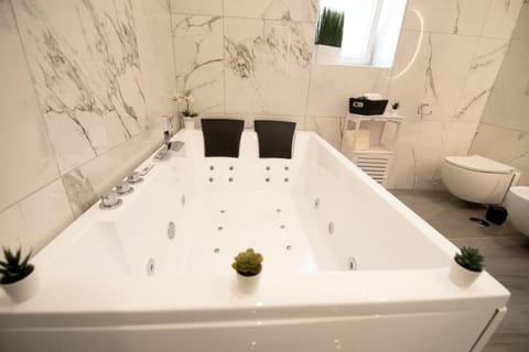 LA DOLCE VITA ROOMS Apartment hotel in Campania