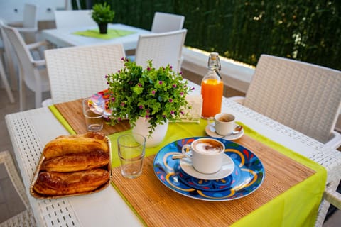 LA DOLCE VITA ROOMS Apartment hotel in Campania