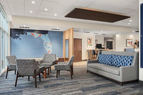 Holiday Inn Express & Suites West Melbourne By IHG Hotel in West Melbourne