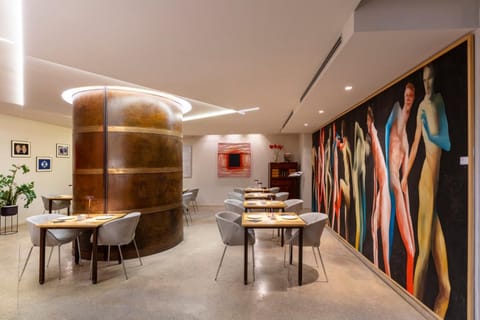 Bar/lounge