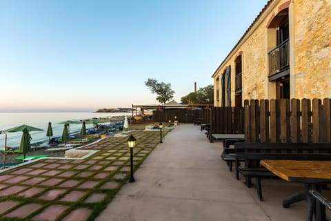 Volakas Seafront Suites Resort in Rethymno