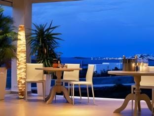 Naxian Collection Luxury Villas & Suites Hotel in Agios Prokopios