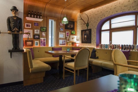Bar/lounge