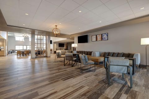 Homewood Suites by Hilton Oak Creek Milwaukee Hotel in Oak Creek